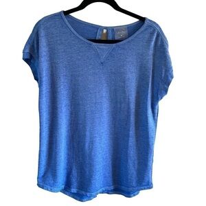 Calvin Klein Performance Tee Women's Size m Stretch Blue White Athletic EUC